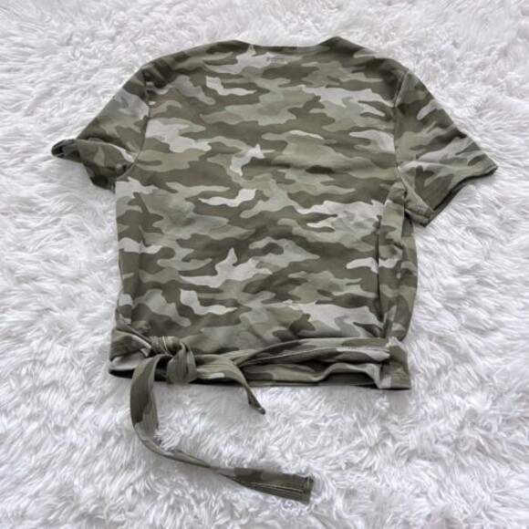 Victorias Secret PINK Camo Wrap Top Size Large Free - Picture 4 of 4